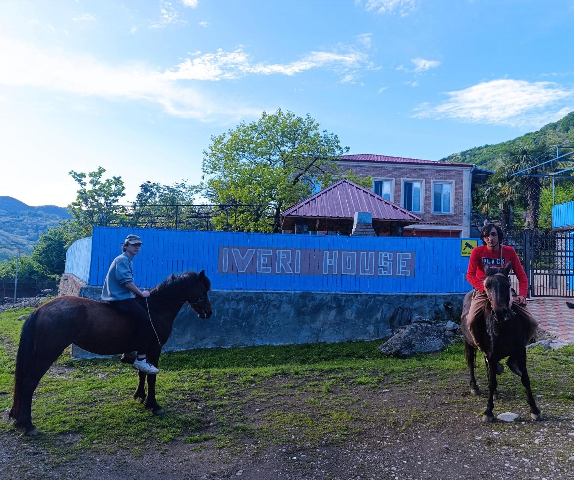 Iveri House Kutaisi Bagian luar foto